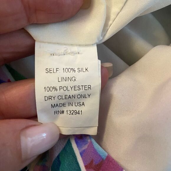 Amanda Uprichard 100% silk shorts, L - Picture 7 of 7